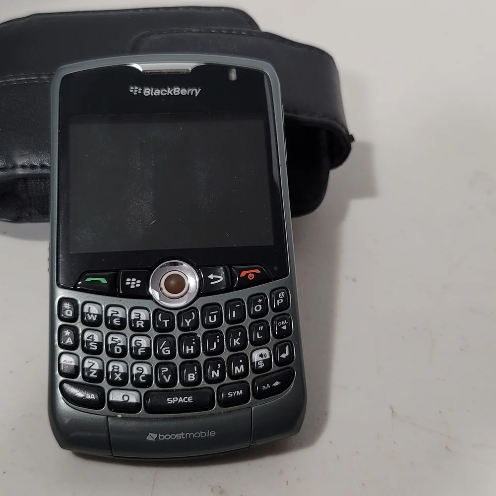Classic Black QWERTY Phone - Boost Mobile